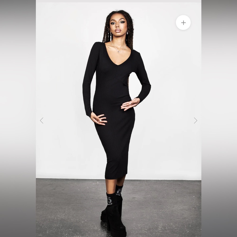 Disturbia Black Long Sleeve V-Neck Ribbed Midi Dress